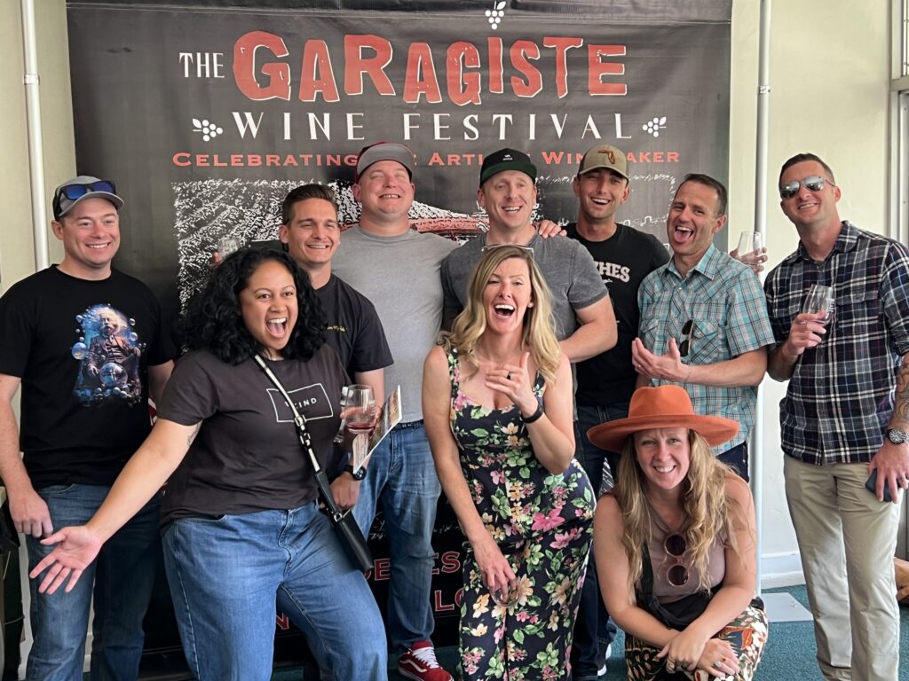 Garagiste Sonoma Crowd Sign