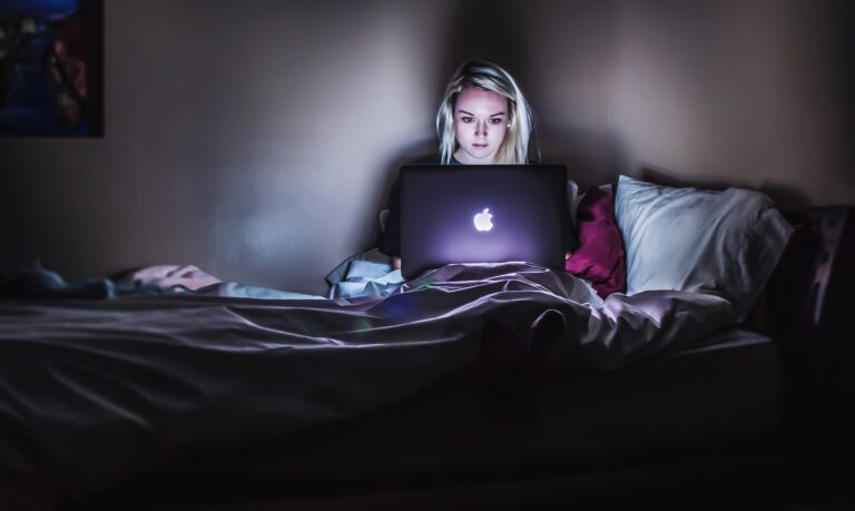 Top Signs You are Being Cyberstalked Online